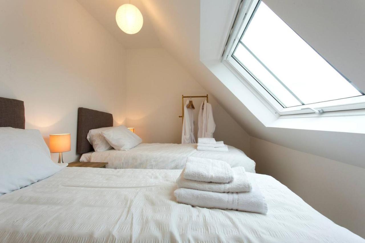 Remarkable 2-Bed Apartment In Culross Esterno foto
