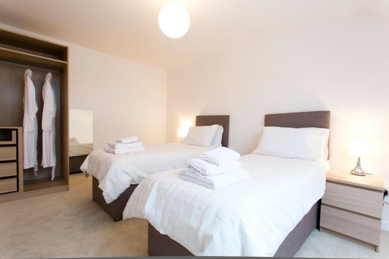 Remarkable 2-Bed Apartment In Culross Esterno foto